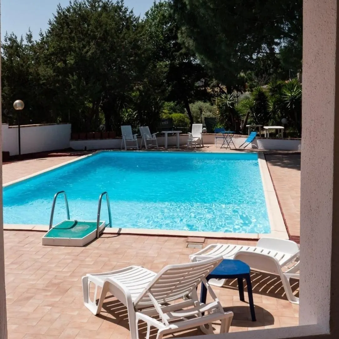 Hotel Sa Lolla Barùmini